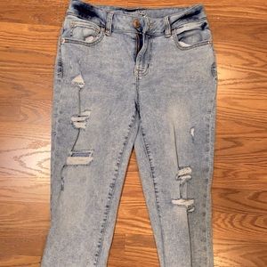 Maurices size 8 capris